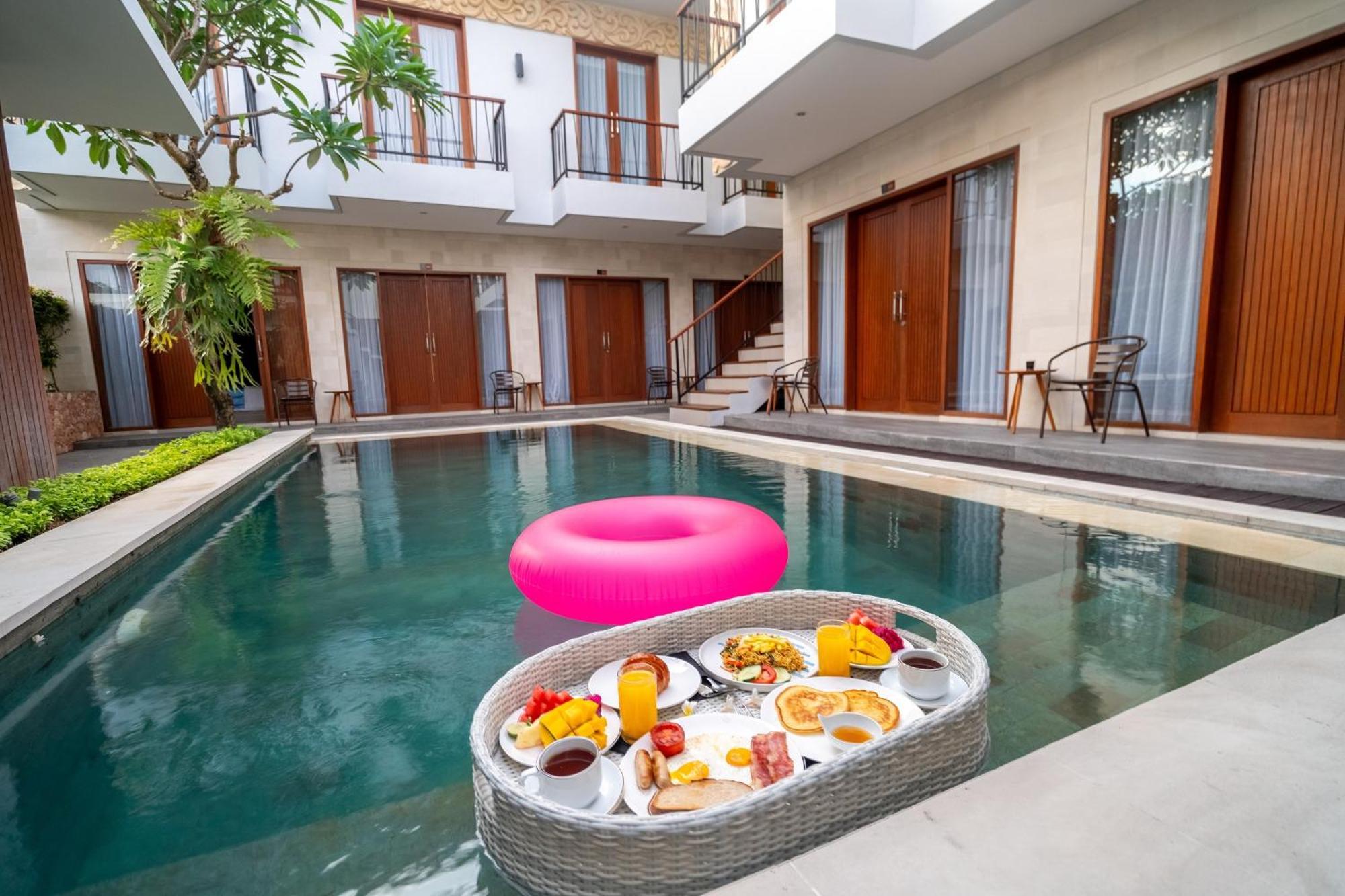 Mahesa Suites Seminyak Exterior photo